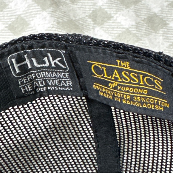 Huk Snap Back Hat The Classics Fishing Trucker Ball Cap Logo Adjustable - Picture 5 of 6